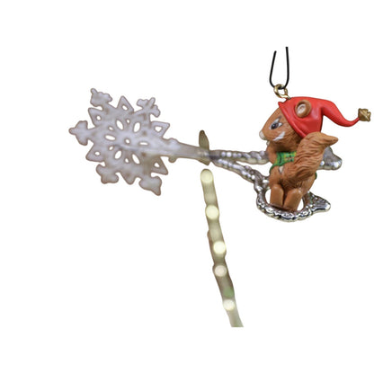 1991 Dreamin' Of A White Christmas - Chester Chipmunk (Chipmunks)