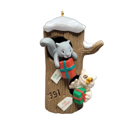 1991 Friendship Tree Hallmark Ornament (Animal) QLX7169