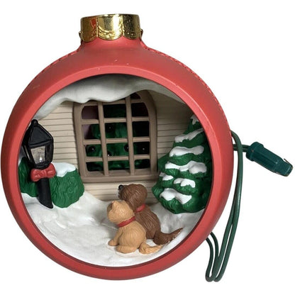 1991 Holiday Glow Hallmark Ornament (Puppy) QLX7177