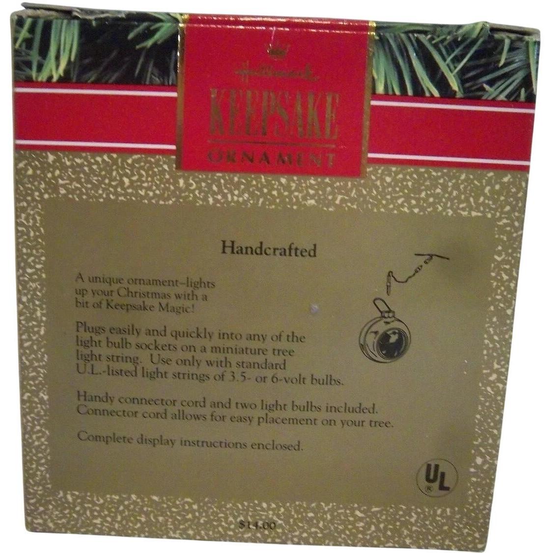 1991 Holiday Glow Hallmark Ornament (Puppy) QLX7177