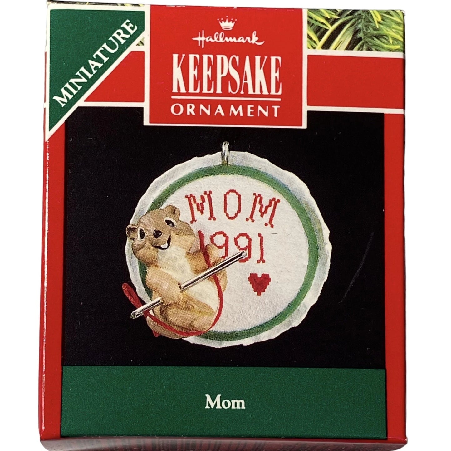 1991 Mom Hallmark Ornament (Chipmunk & Squirrel) QXM5699
