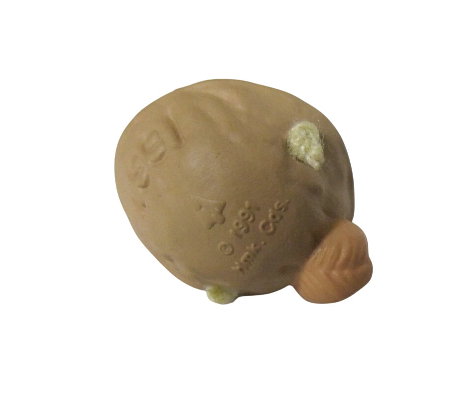 1991 Woodland Babies Hallmark Ornament (Squirrel in Nutshell) QXM5667