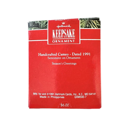 1991 Cardinal Cameo (Bird) Hallmark Ornament QXM595-7 Image5