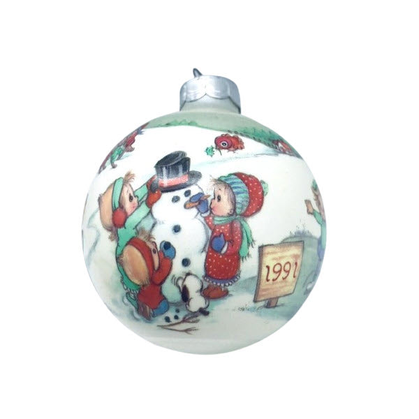 1991 Getting Favorite Friends Together Hallmark Ornament (Betsey Clark) QX2109