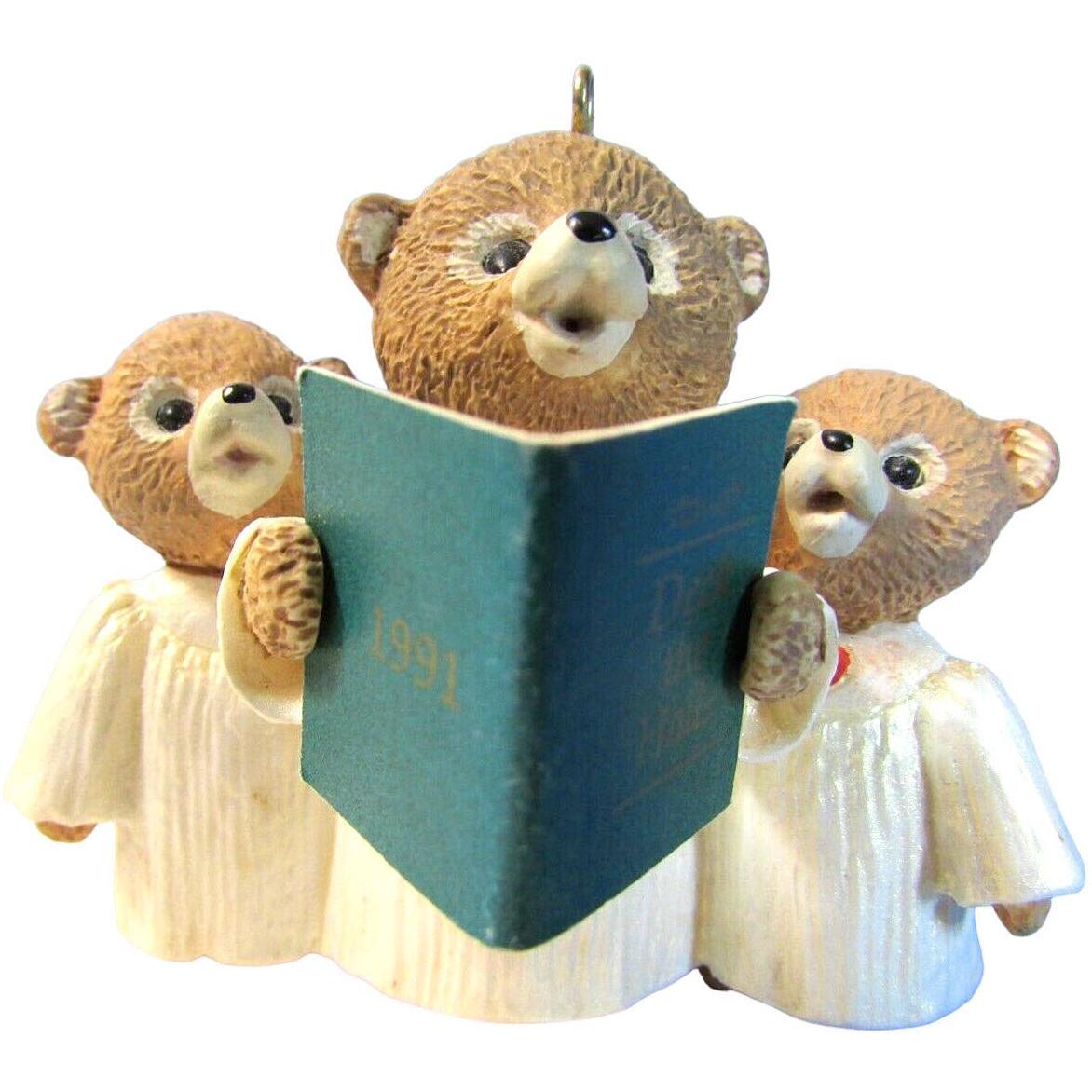1991 Glee Club Bears Hallmark Ornament (Tender Touches) QX4969