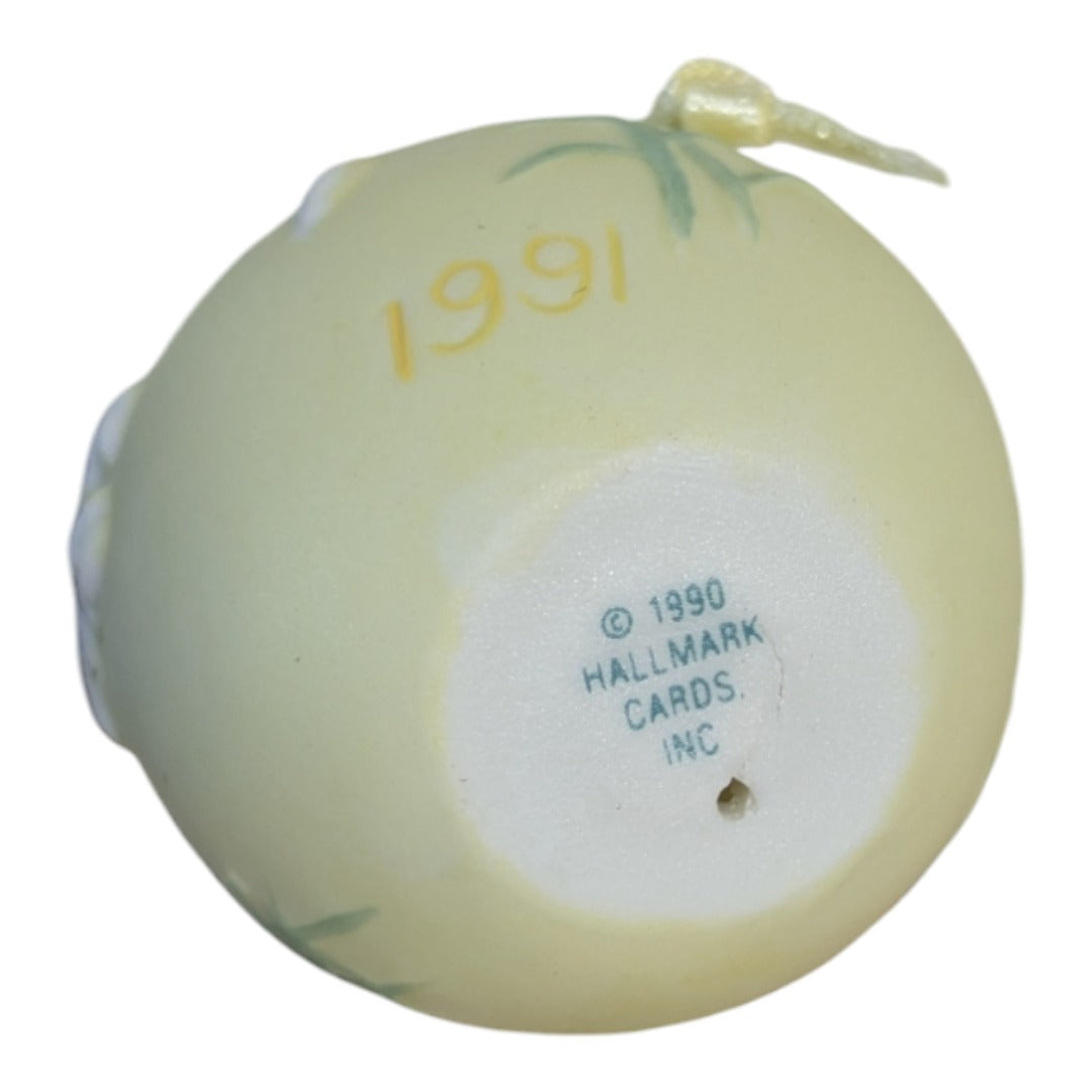 1991 Lily Egg (Easter)