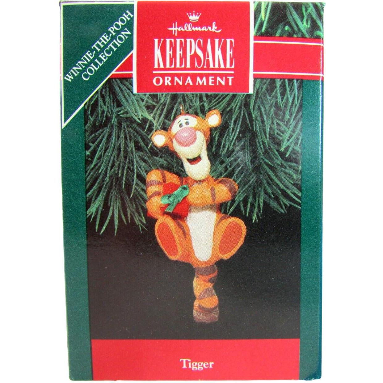 1991 Tigger Hallmark Ornament (Winnie the Pooh) QX5609