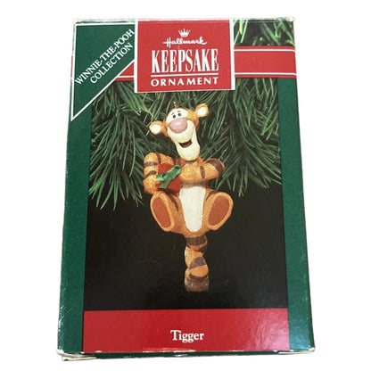 1991 Tigger Hallmark Ornament (Winnie the Pooh) QX5609 Image2