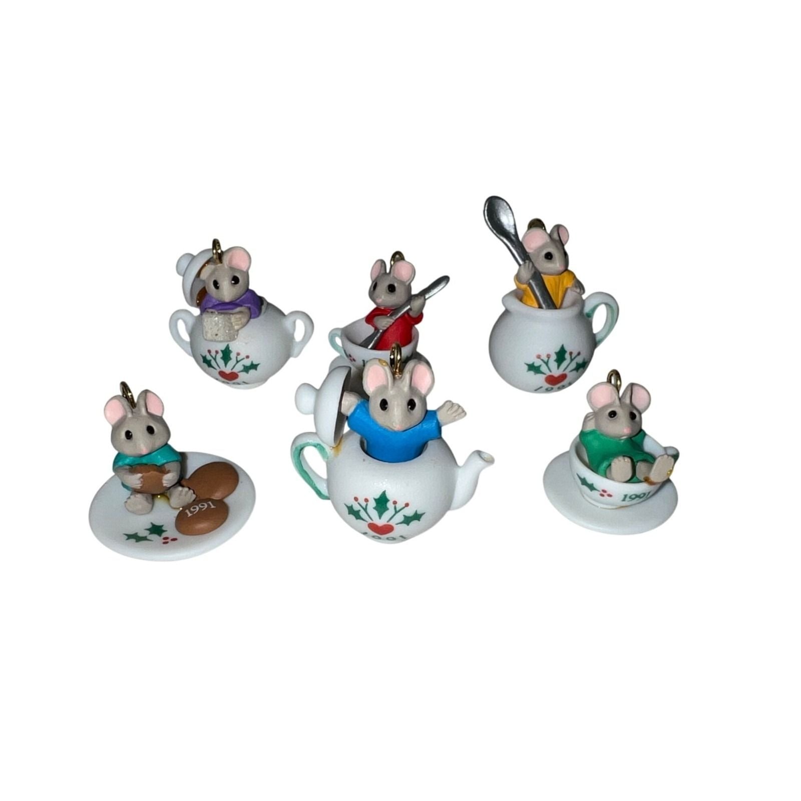 1991 Tiny Tea Party Set Hallmark Ornament (Six Mice) QXM5827