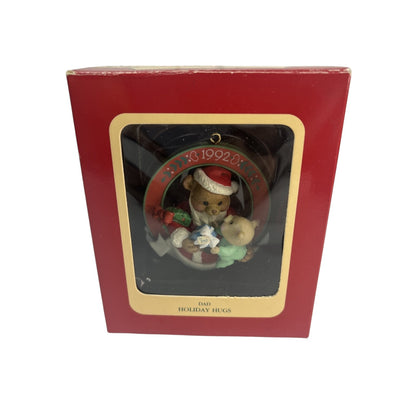 1992 Dad - Holiday Hugs (Family)