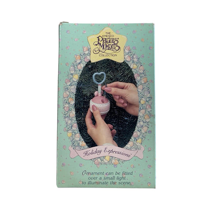 1992 Holiday Expressions - Ornament can be fiitted over a small light to illuminate the scene (Precious Moments)