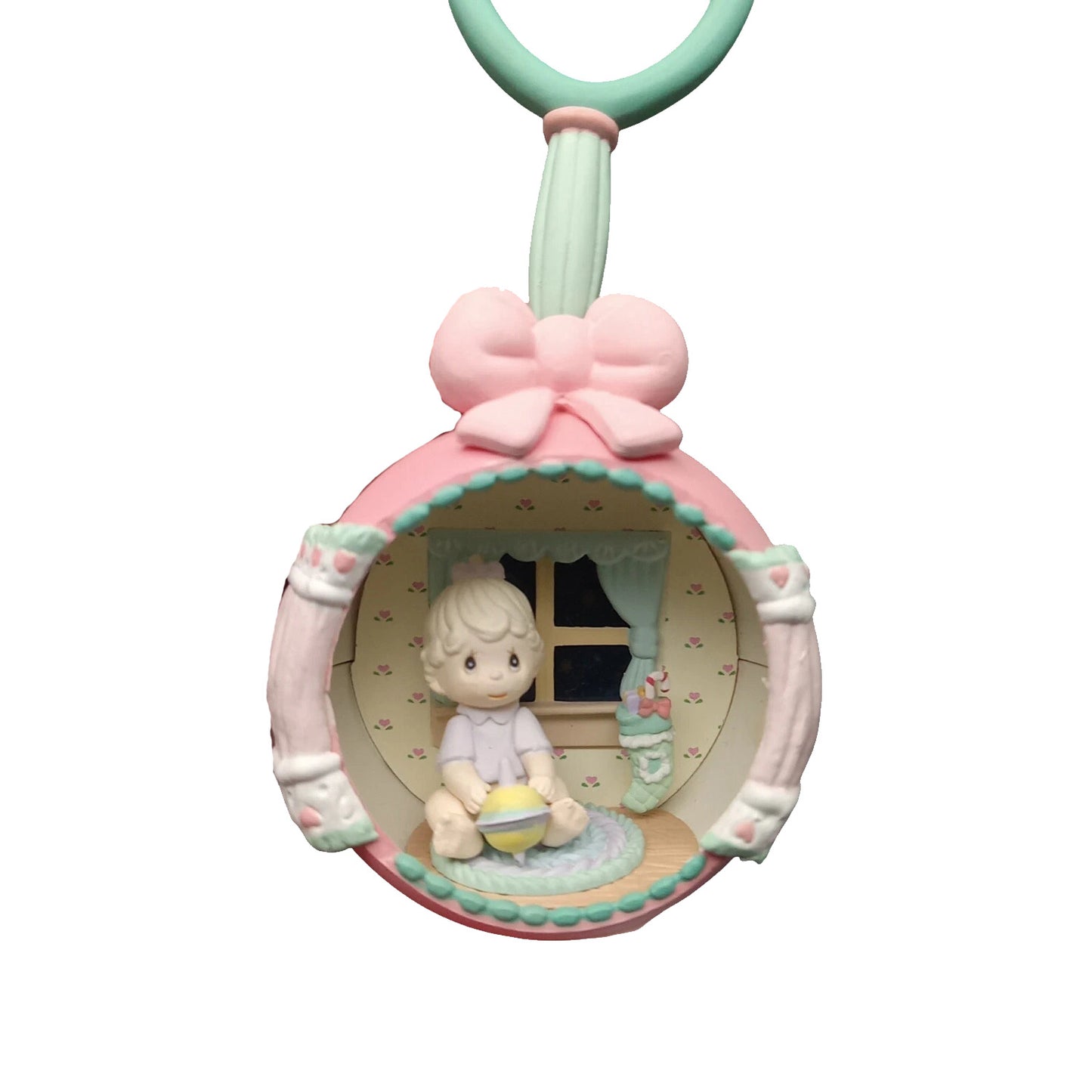 1992 Holiday Expressions - Ornament can be fiitted over a small light to illuminate the scene (Precious Moments)