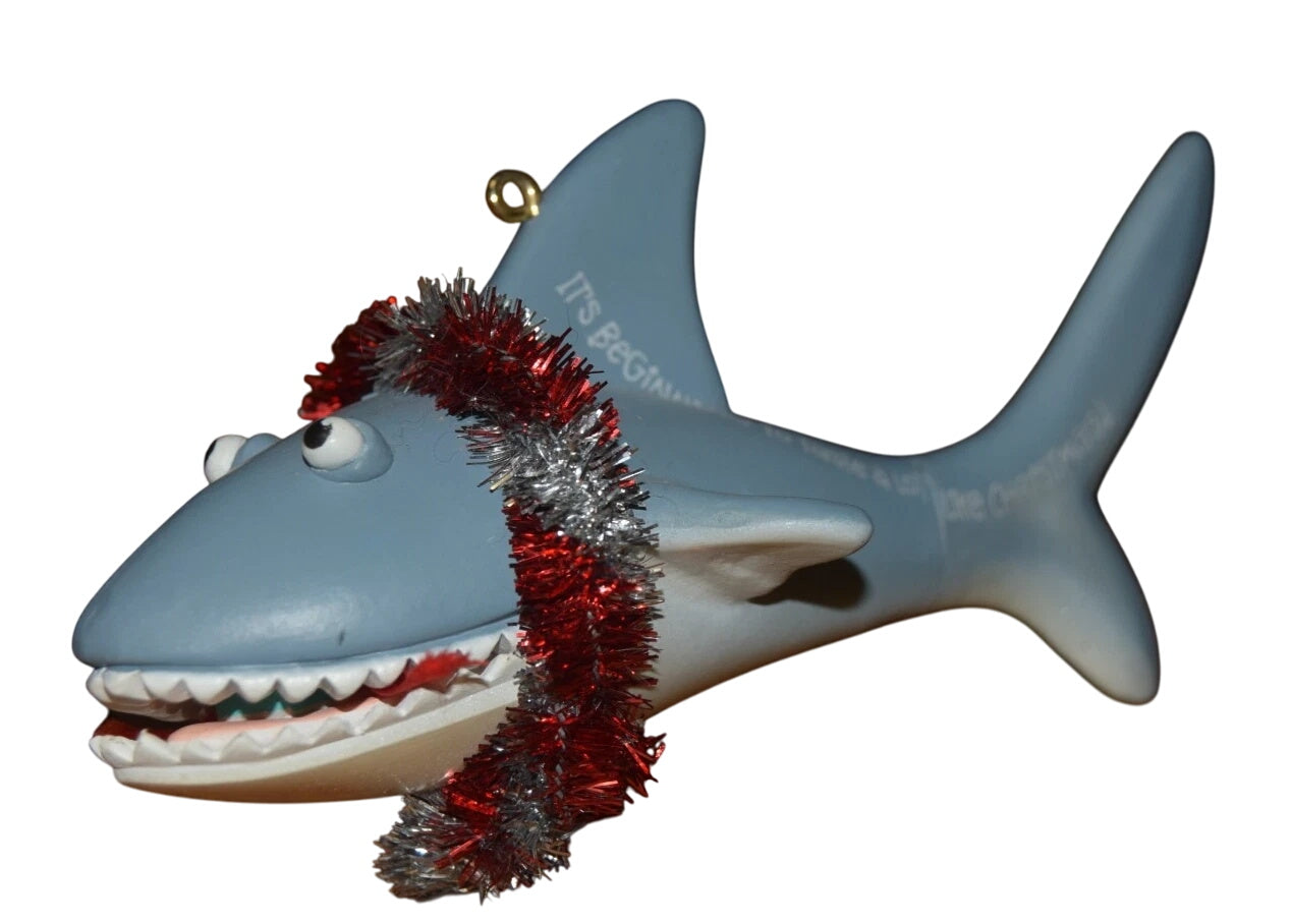 1992 Tasty Christmas Hallmark Ornament (Animal) QX5994