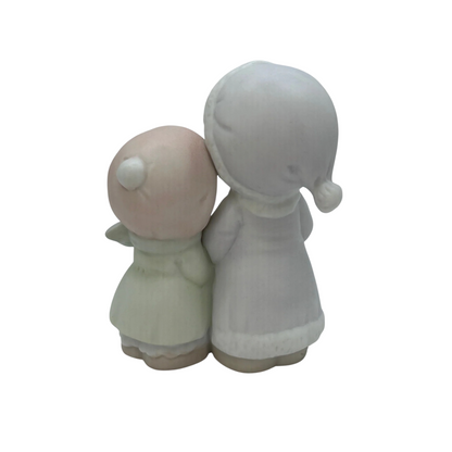 1992 Aunt Ruth and Aunt Dorothy Two Girls Carolling Figurine Precious Moments 529486 Image3