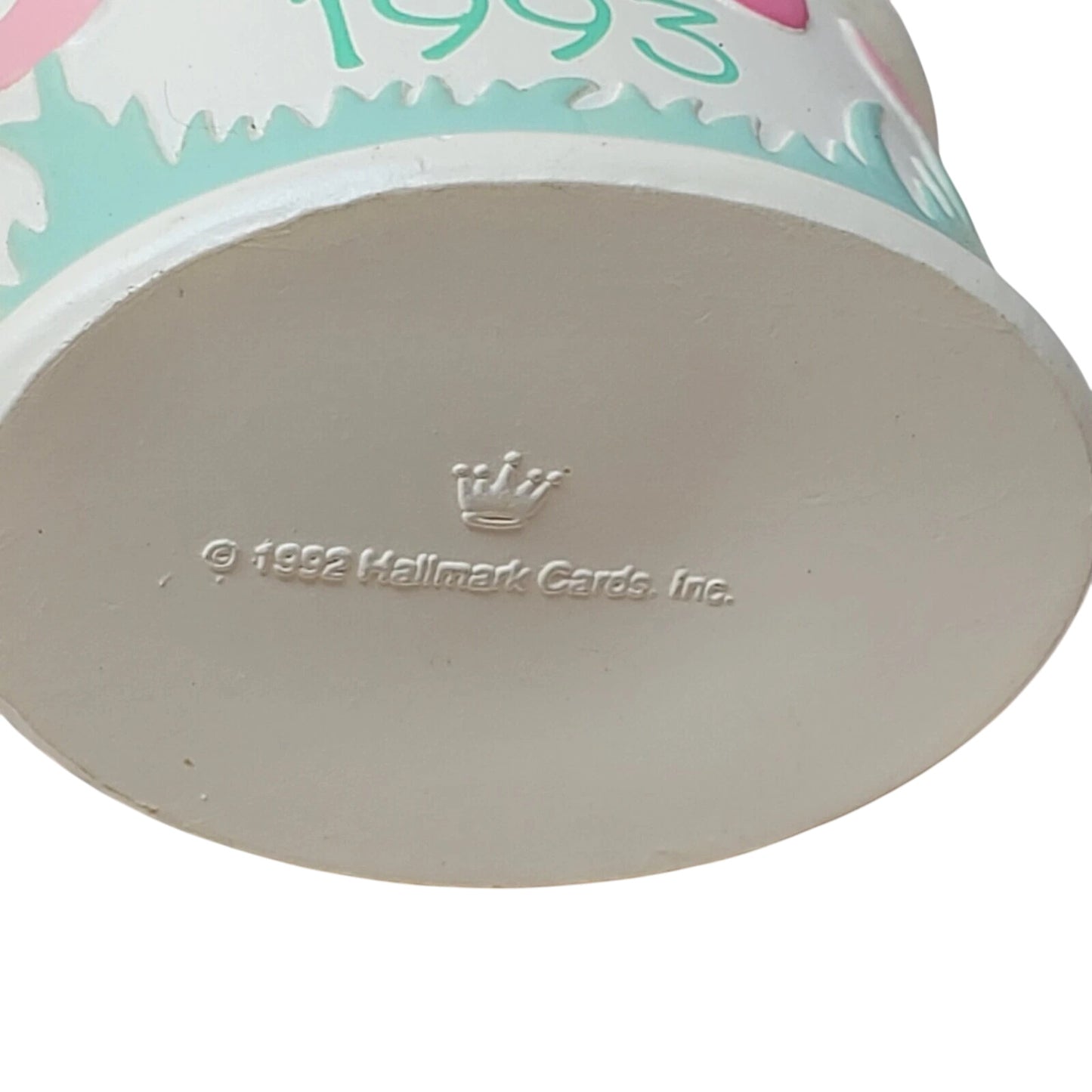 1992 Backyard Bunny Hallmark Ornament (Easter) QEO8405