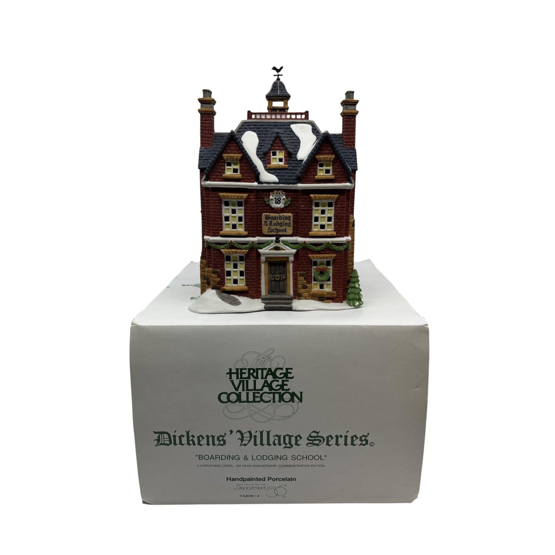 1992 Boarding & Lodging School – Dickens’ Village Department 56 #56.58106 / #56.58092 1428251 Image3