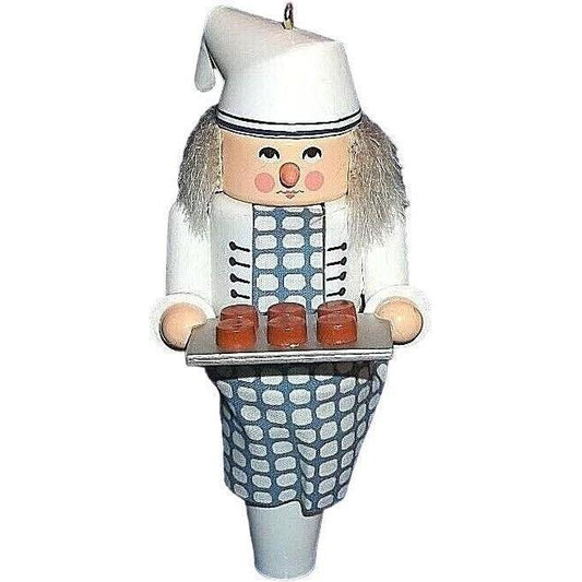 1992 Eric the Baker Hallmark Ornament (North Pole Nutcrackers) QX5244