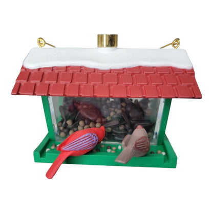 1992 Feathered Friends Hallmark Ornament (Bird) QLX7091