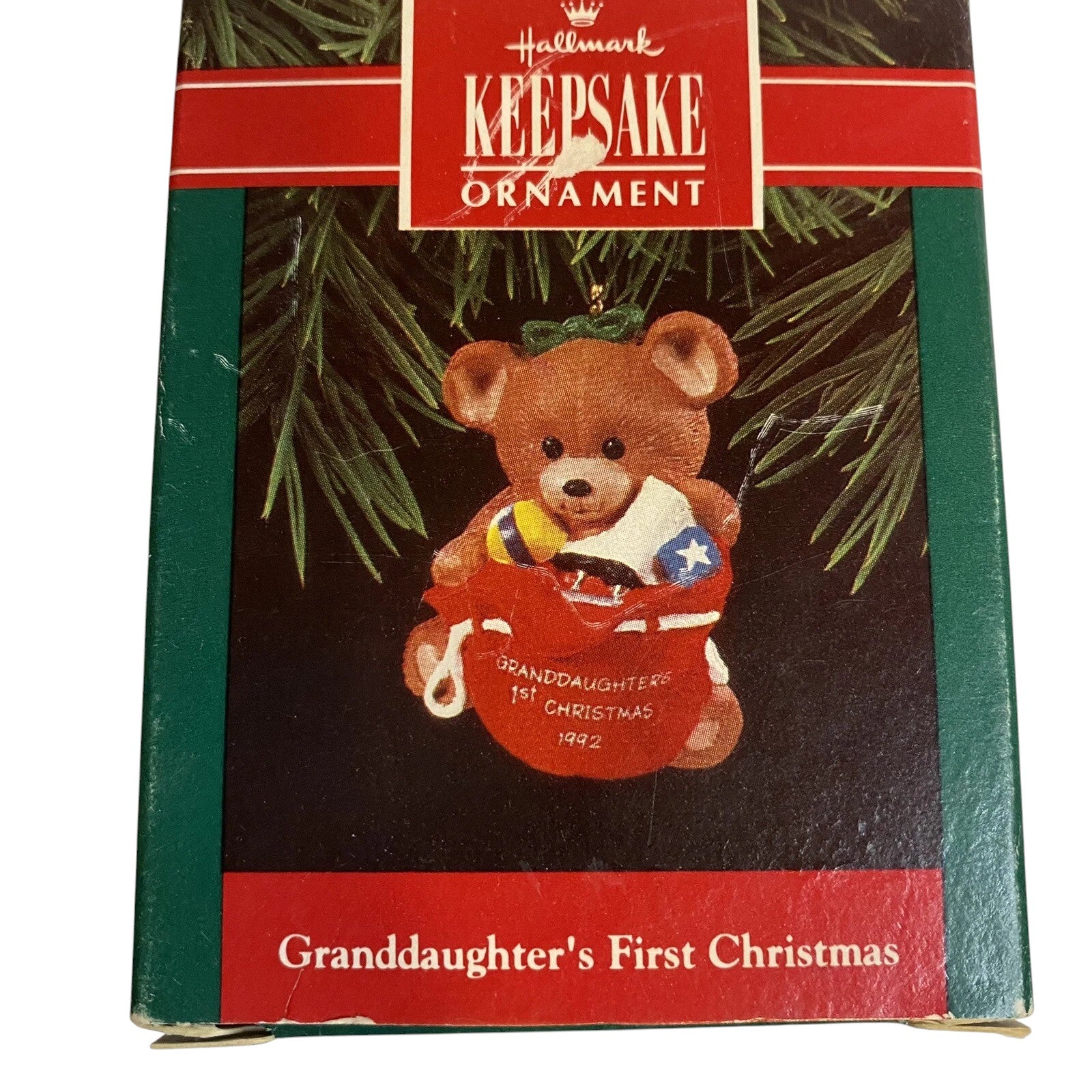 1992 GrandDaughter's First Christmas Hallmark Ornament (GrandDaughter) QX4634