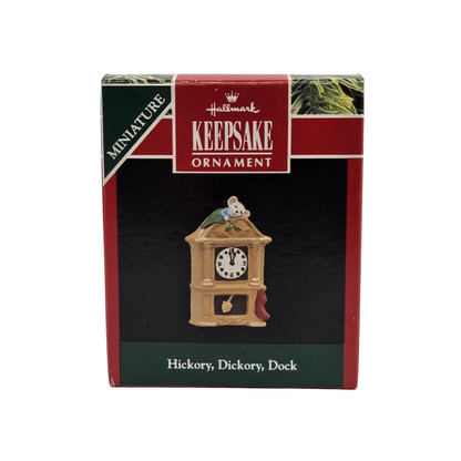 1992 Hickory, Dickory, Dock Hallmark Ornament (Clock) QXM5861