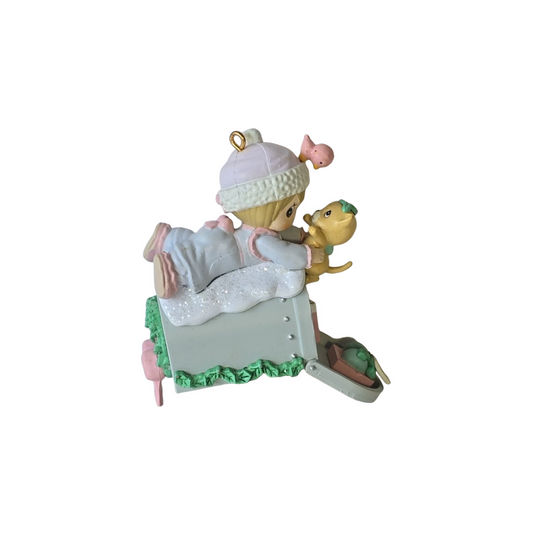 1992 Holiday Expressions - "Friendship is the best gift of all" Enesco Ornament (Precious Moments) 831247 Image1