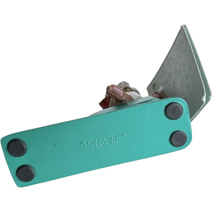 1992 Holiday Memo Hallmark Ornament (Chipmunk & Squirrel) QX5044