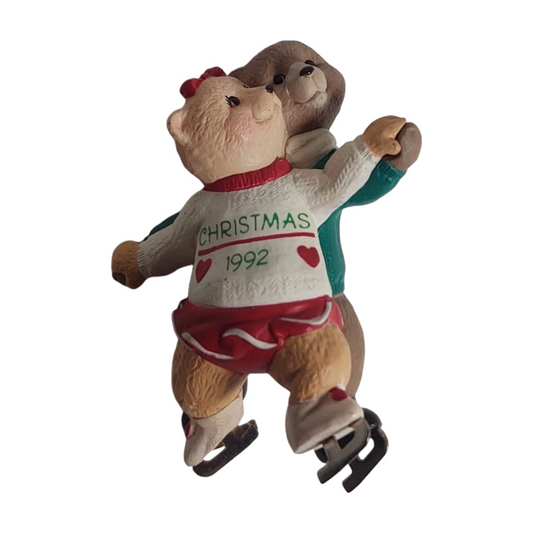 1992 Love to Skate Hallmark Ornament (Teddy Bear) QX4841 Image1