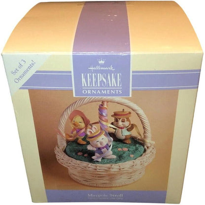 1992 Maypole Stroll Hallmark Ornament (Easter Parade) QEO8395