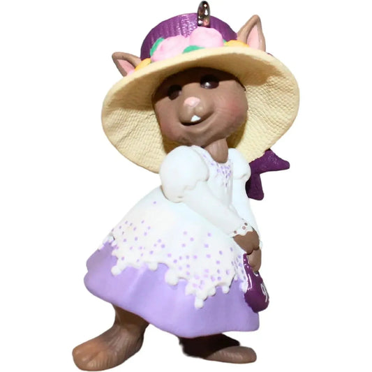 1992 Purple and White Dress Hallmark Ornament (Springtime Bonnets) QEO8322