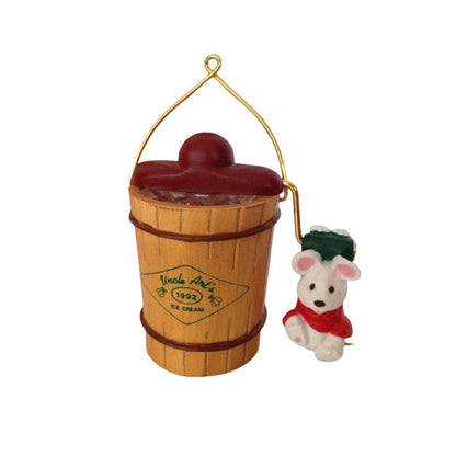 1992 Uncle Art'sIce Cream Hallmark Ornament (Ice Cream) QX5001