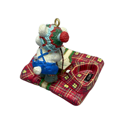 1992 Wrappin' Up Warm Wishes Enesco Ornament (Mouse) 593141 Image5
