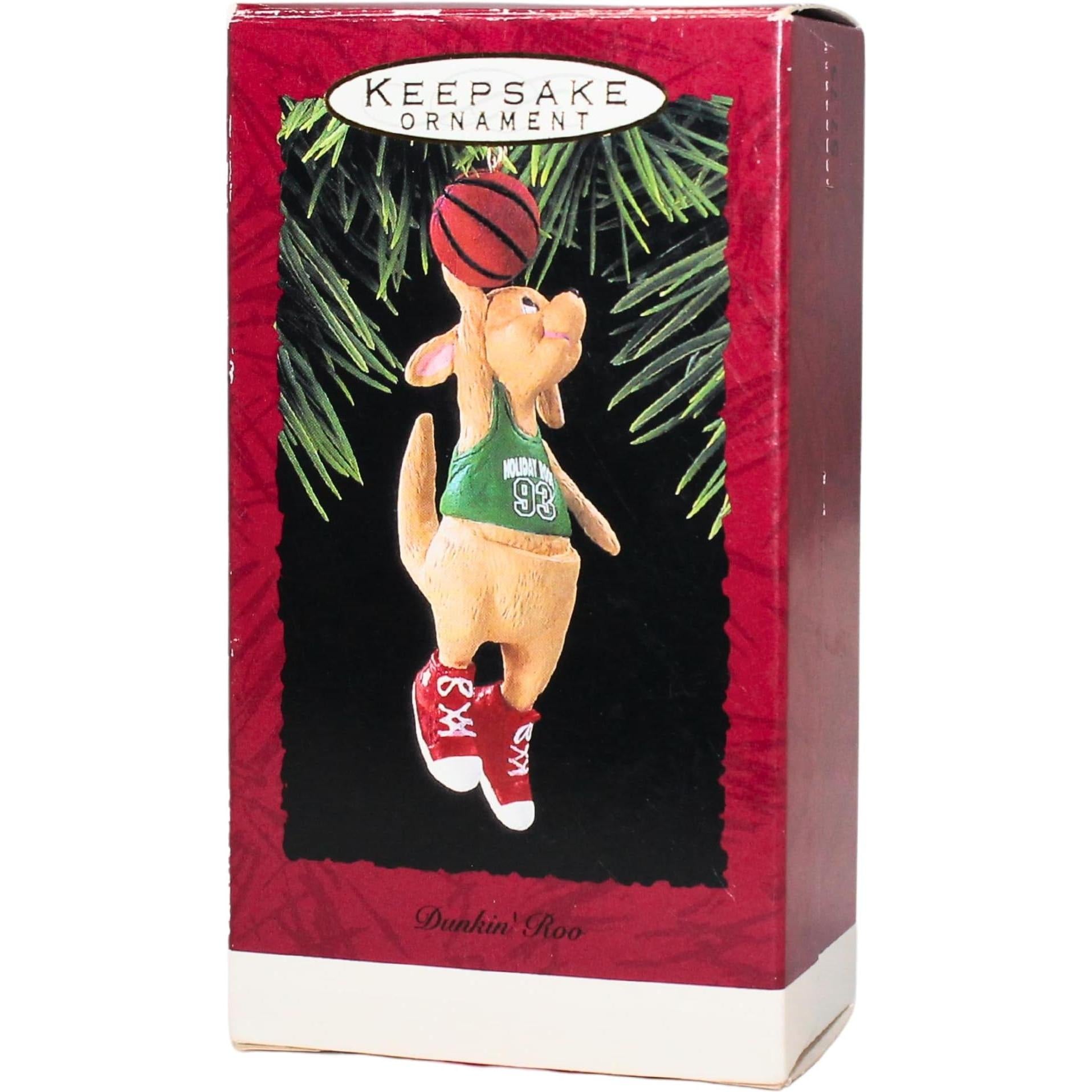 1993 Dunkin' Roo Hallmark Ornament (Basketball) QX5575