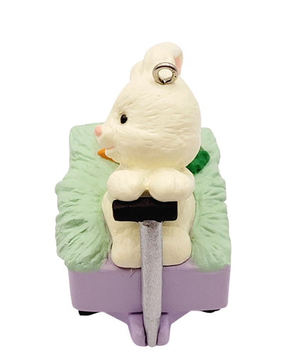 1993 GrandChild Hallmark Ornament (Rabbit) QEO8352