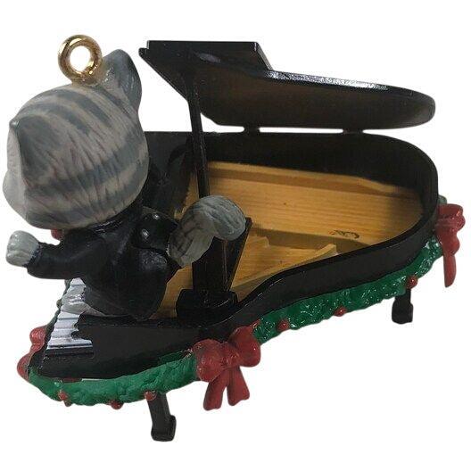 1993 "Holiday Mew-sic" (Kitten)