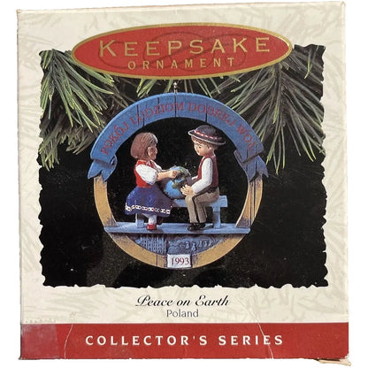 1993 Poland Hallmark Ornament (Peace on Earth) QX5242