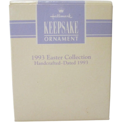 1993 Baby's First Easter Hallmark Ornament (Child's Age Collection) QEO8345