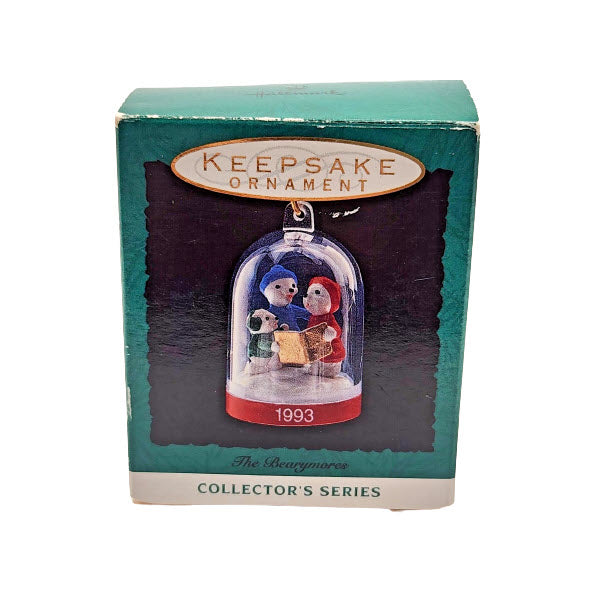 1993 Caroling Hallmark Ornament (The Bearymores) QXM5125