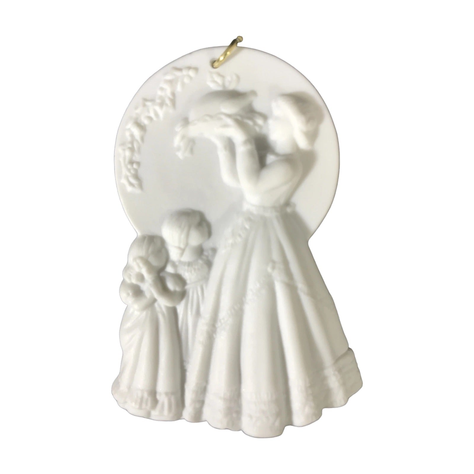 1993 Christmas Feast Hallmark Ornament (Portraits in Bisque Collection) QK1152