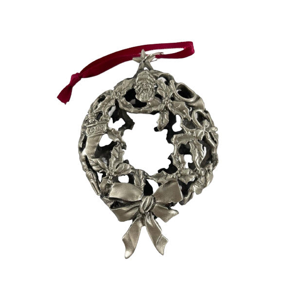 1993 Glowing Pewter Wreath Hallmark Ornament (Wreath) QX5302