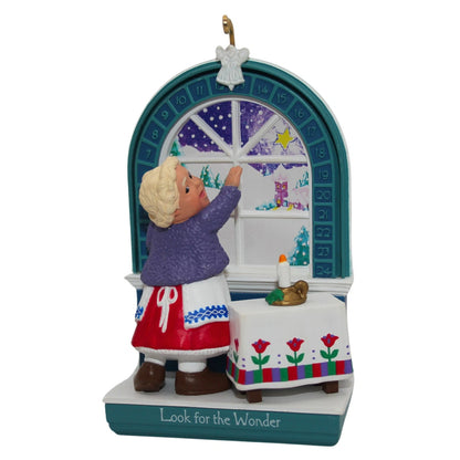 1993 Look for the Wonder Hallmark Ornament (Advent Calendar) QX5685