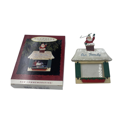 1993 Our Family Hallmark Ornament (Photo Holder) QX5892 Image3