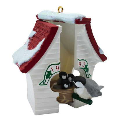 1993 Peep Inside Hallmark Ornament (Birdhouse) QX5322