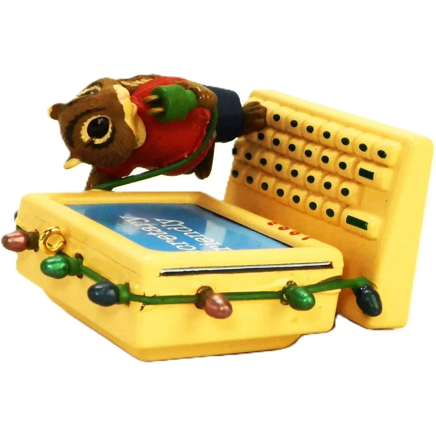 1993 People Friendly Hallmark Ornament (Chipmunk & Squirrel) QX5932