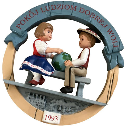 1993 Poland Hallmark Ornament (Peace on Earth) QX5242