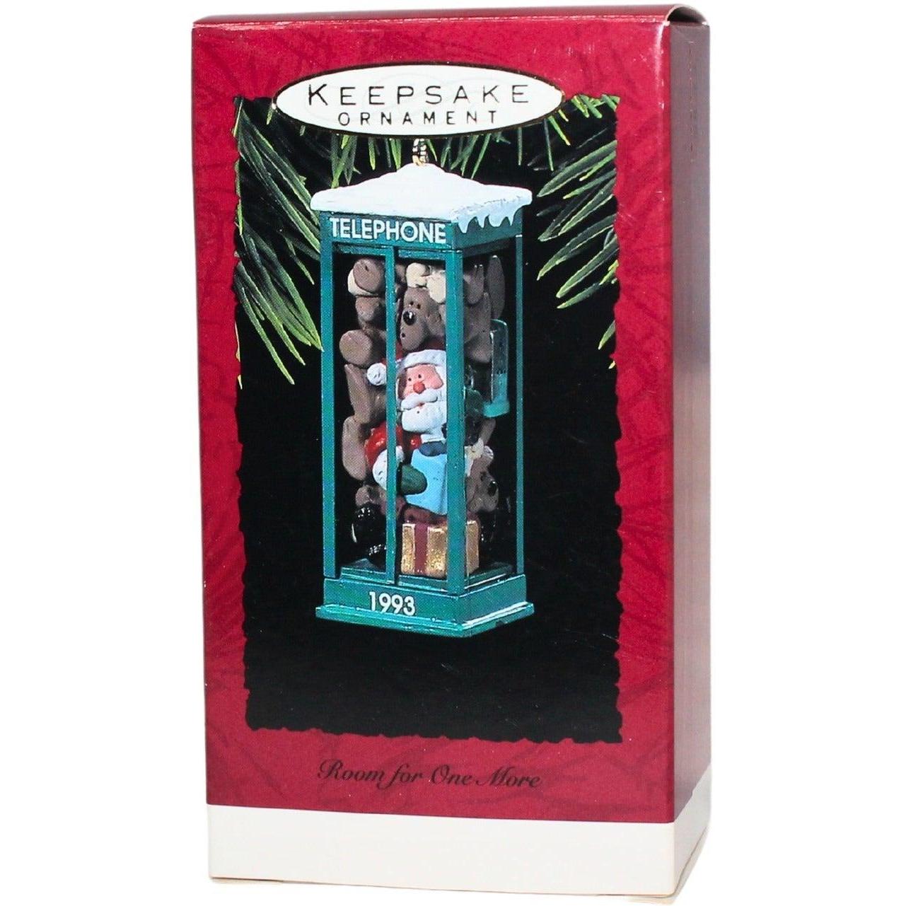 1993 Room for One More Hallmark Ornament (Reindeer Quartet) QX5382