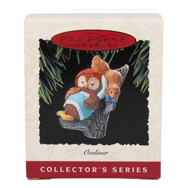 1993 Sleeping by Squirrel Hallmark Ornament (Owliver) QX5425