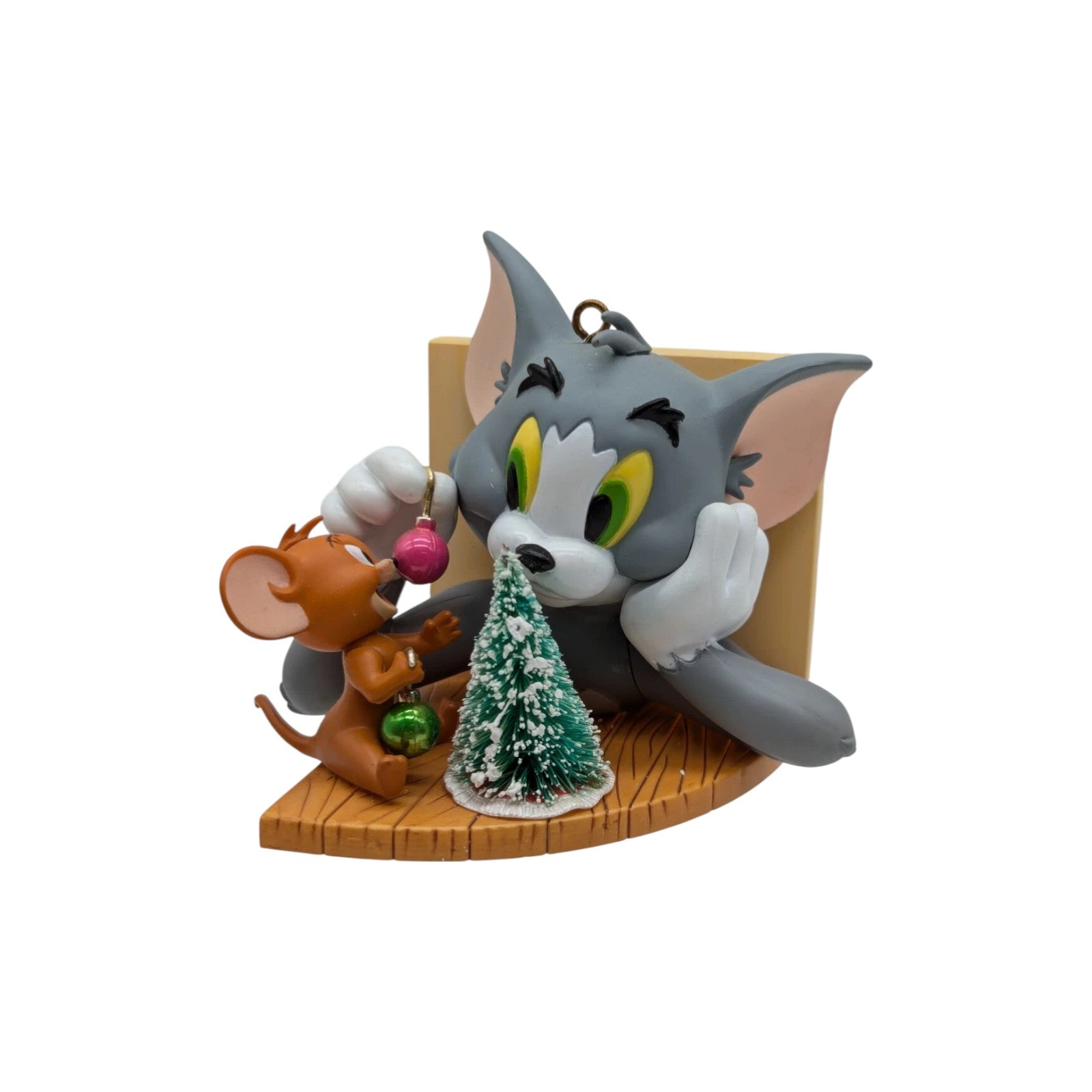 1993 Through the Mouse Hole (Tom and Jerry) Carlton Cards Heirloom Ornament CXOR-093P Image1