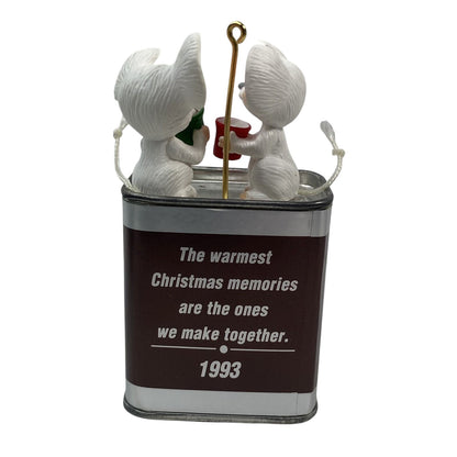 1993 Warm and Special Friends Hallmark Ornament (Hershey's) QX5895