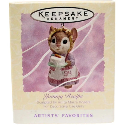 1993 Yummy Recipe Hallmark Ornament (Bunny) QEO8143