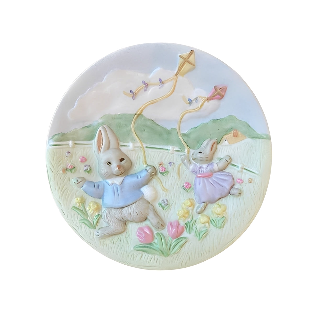 1994 Catching the Breeze Hallmark Ornament (Collector's Plate) QEO8219